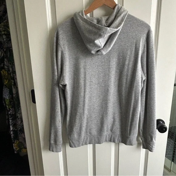 EUC Turtleson grey super soft hoodie. Size M. Perfect for layering. - Picture 5 of 13